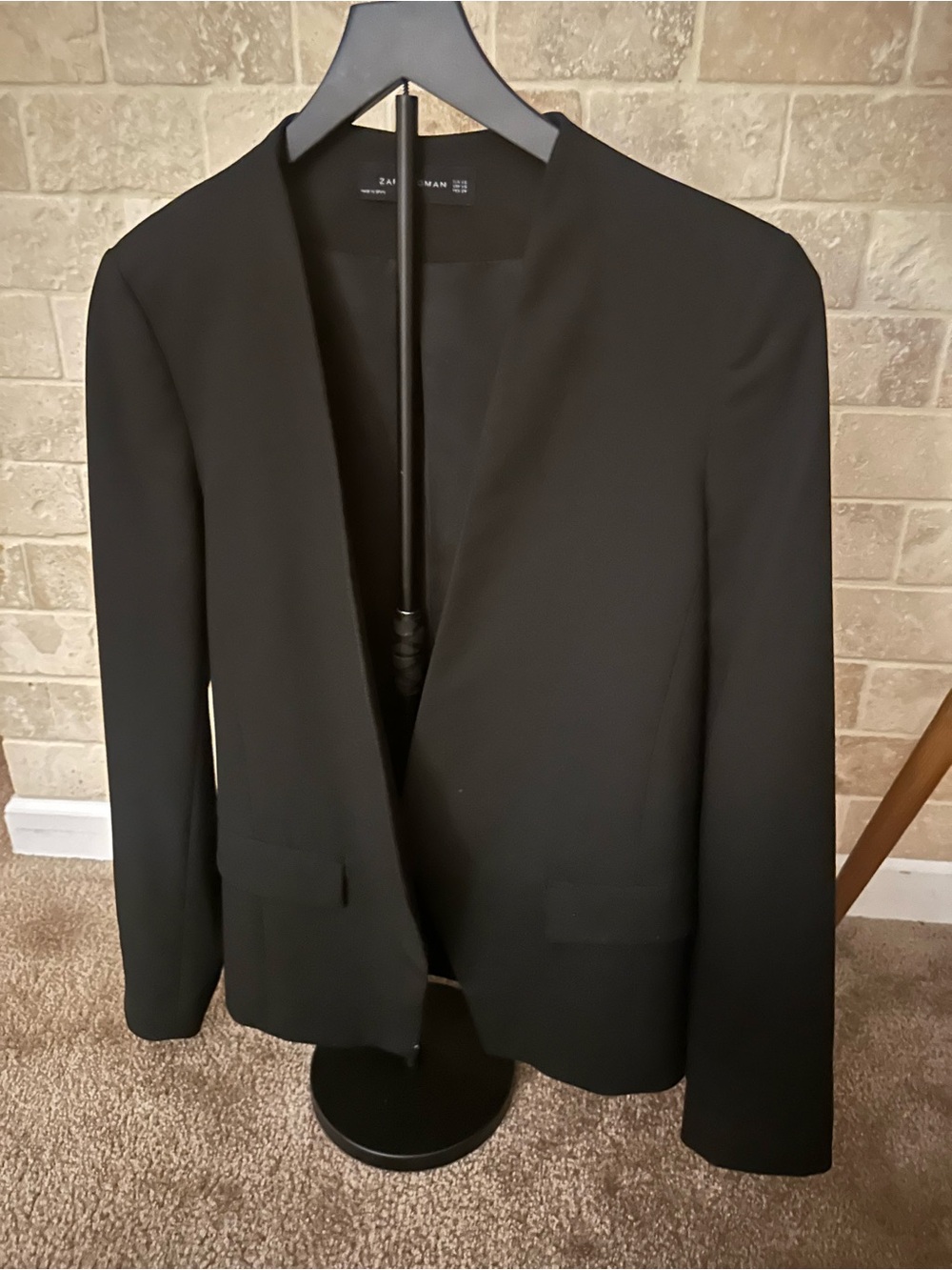Zara Black Open-Front Collarless Blazer